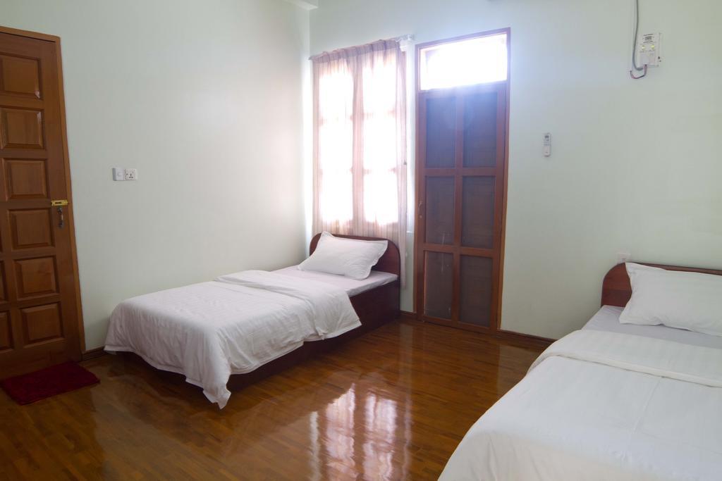 Majesty Hotel Yangon Room photo